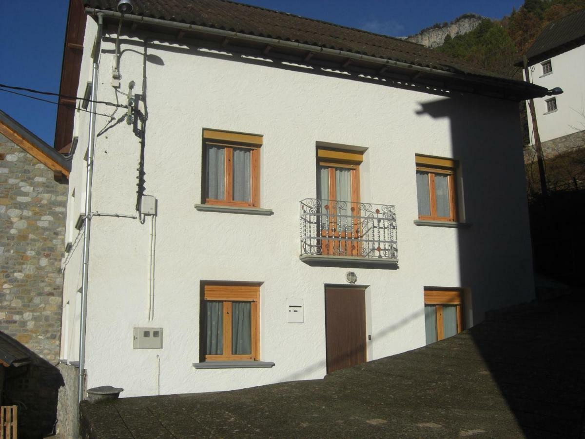 Vivienda Lanzon Βίλα Salinas de Bielsa Εξωτερικό φωτογραφία